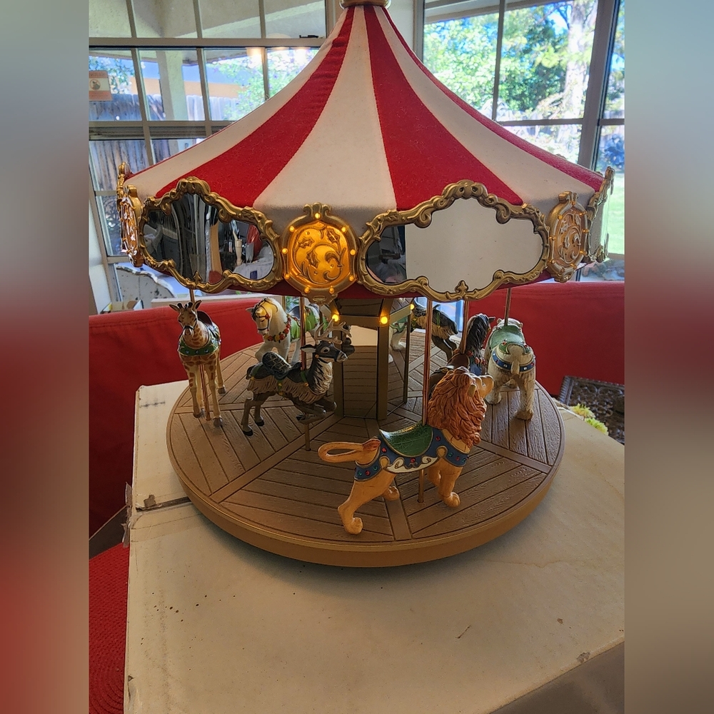 NEW! Hallmark Keepsake Musical Carousel Complete Collection! - Picture 4 of 6